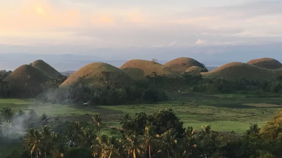Zaobljena Čokoladna brda na filipinskom otoku Boholu