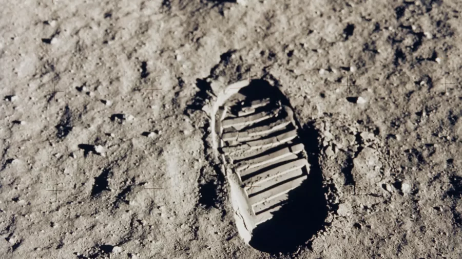 Otisak čizme astronauta Apolla 11 u Mjesečevu regolitu