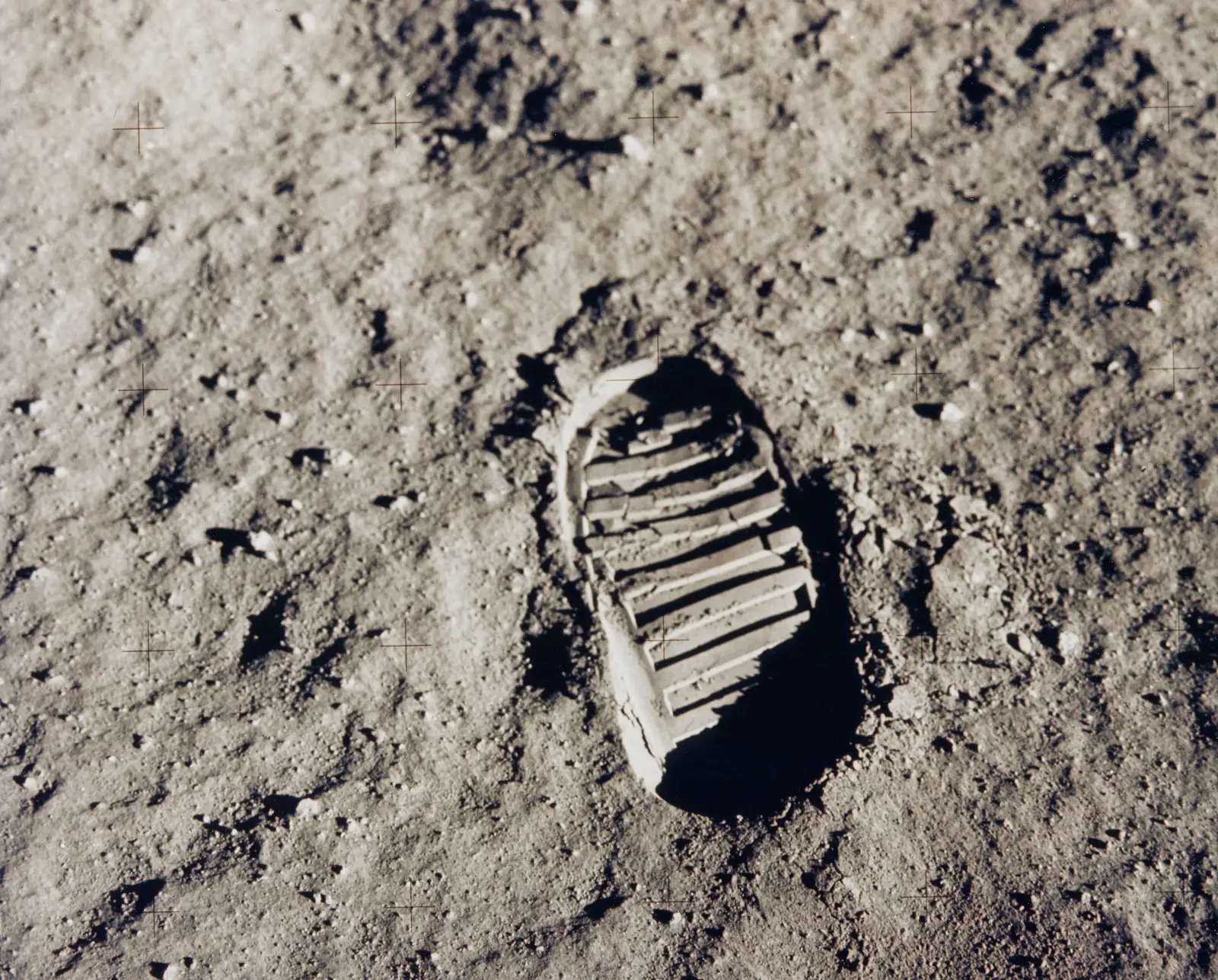 Otisak čizme astronauta Apolla 11 u Mjesečevu regolitu